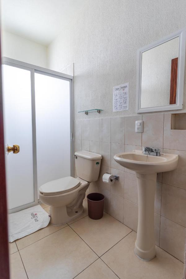 Hotel Casa Garatusa Yuriria Екстер'єр фото