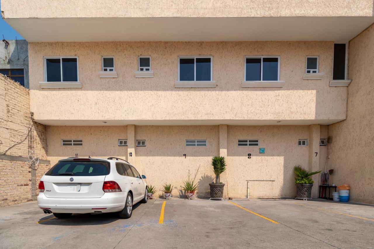 Hotel Casa Garatusa Yuriria Екстер'єр фото