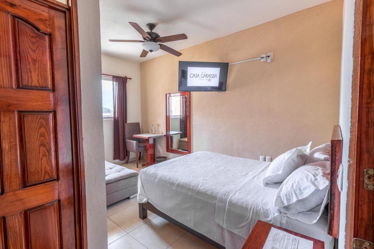 Hotel Casa Garatusa Yuriria Екстер'єр фото